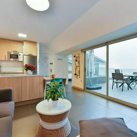 Apartment Roof Canteras
