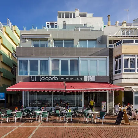 Roof Canteras